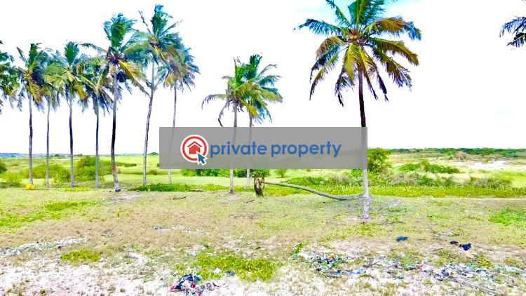 Mixed use Land For Sale &nbsp;gyangyanadzi Effutu Municipal Central Region - 0