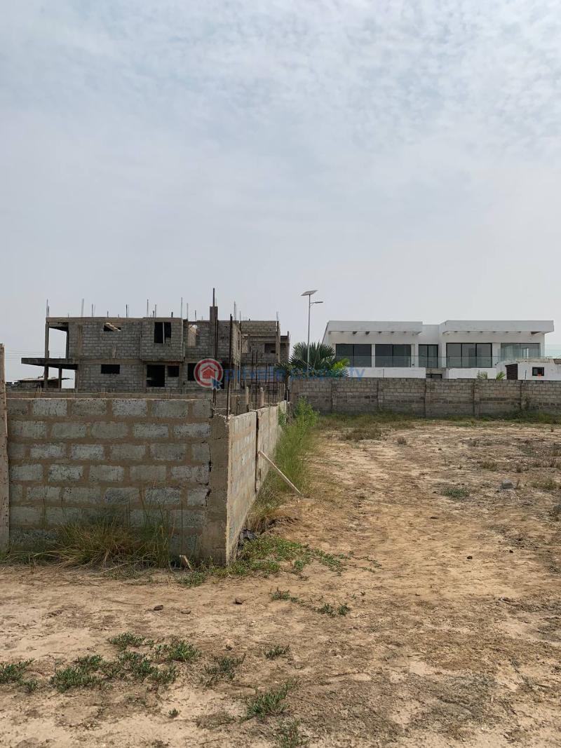 Land For Sale Adom Estate Road Community 25 Tema Accra - 3