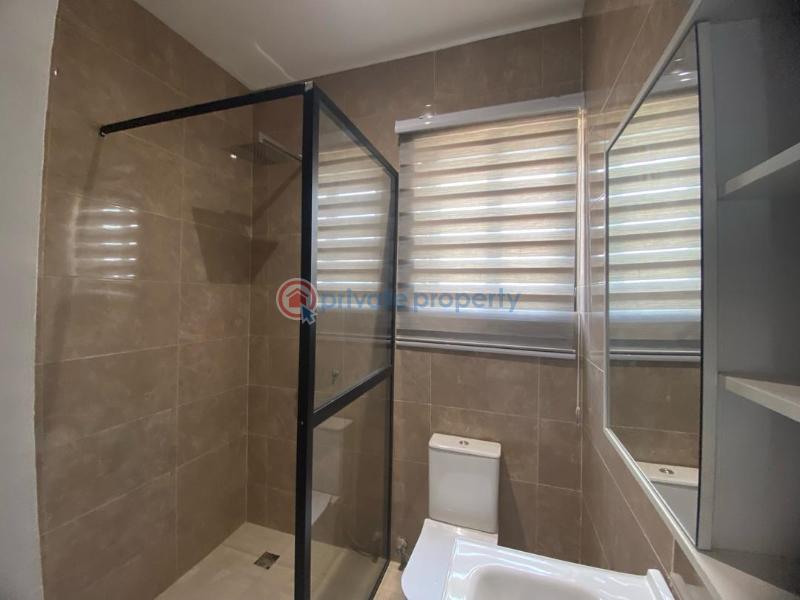 3 bedroom Detached Bungalow For Sale Mmaidzorn Adjiringanor East Legon Accra - 21