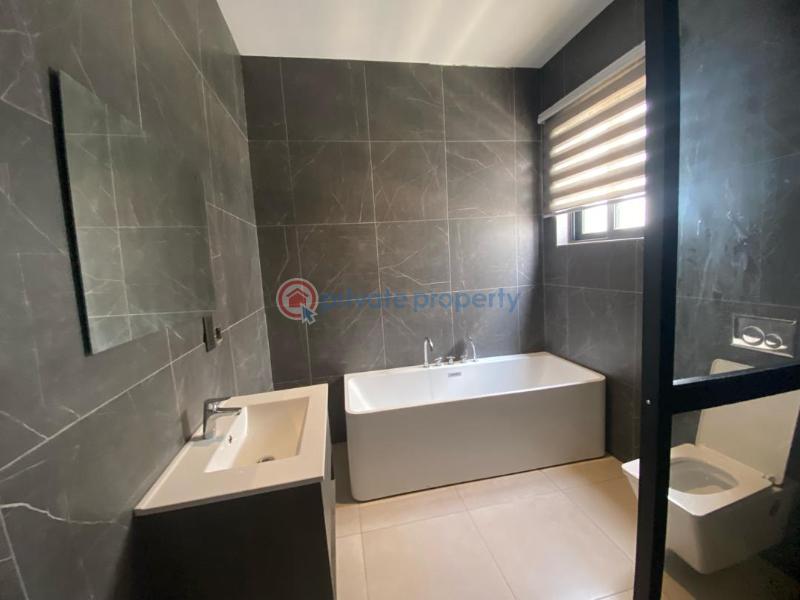 3 bedroom Detached Bungalow For Sale Mmaidzorn Adjiringanor East Legon Accra - 15