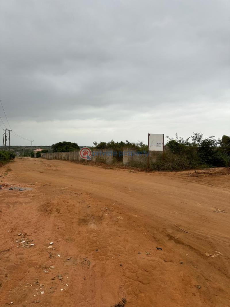 Land For Sale Senior High School. Prampram Ningo Prampram District Accra - 0