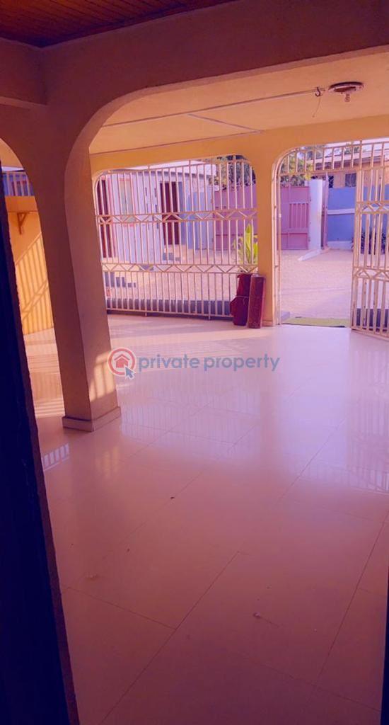 5 bedroom House For Sale Achimota, Chantan Close To The Achimota Mall Accra - 7