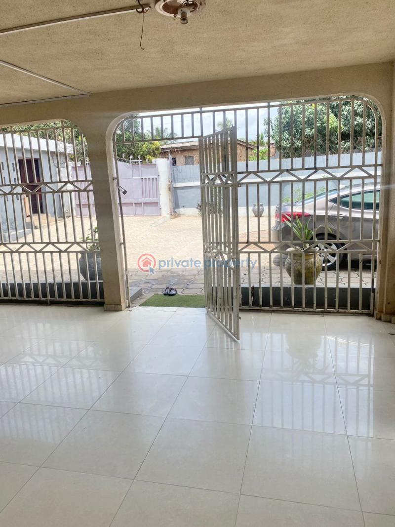 5 bedroom House For Sale Achimota, Chantan Close To The Achimota Mall Accra - 5