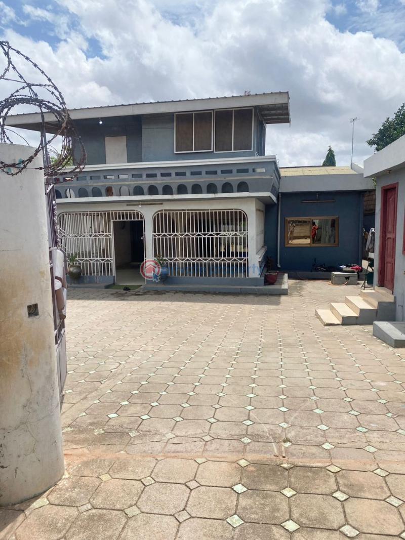 5 bedroom House For Sale Achimota, Chantan Close To The Achimota Mall Accra - 3