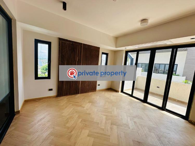 3 bedroom Townhouse For Sale &nbsp;airport Airport Residential Area Accra - 18