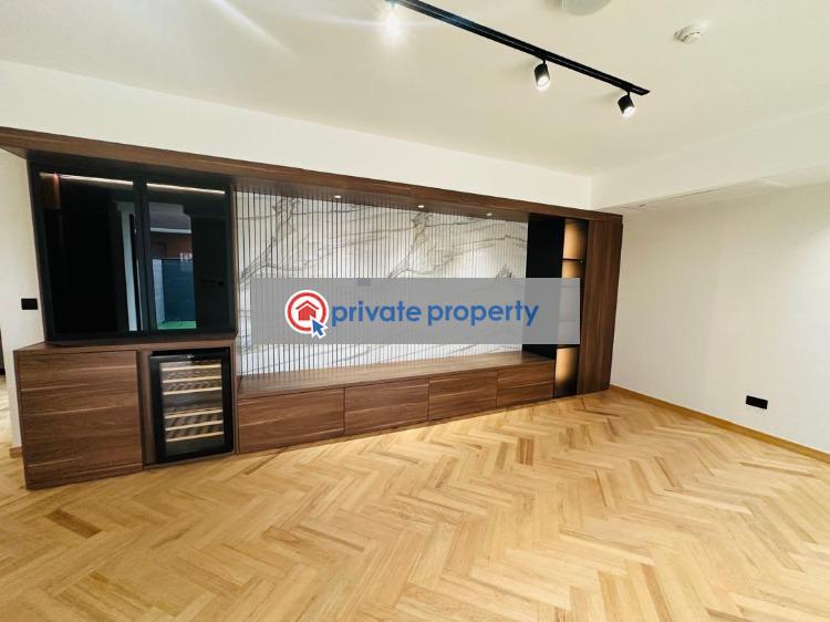 3 bedroom Townhouse For Sale &nbsp;airport Airport Residential Area Accra - 14