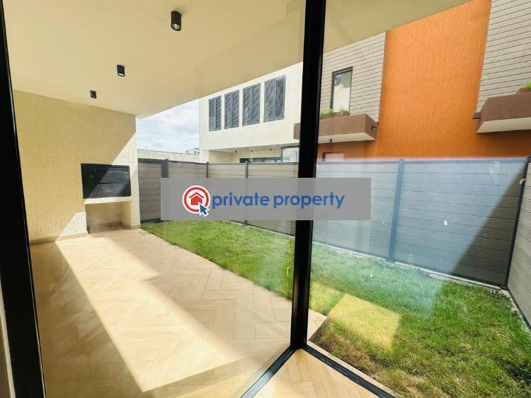 3 bedroom Townhouse For Sale &nbsp;airport Airport Residential Area Accra - 9