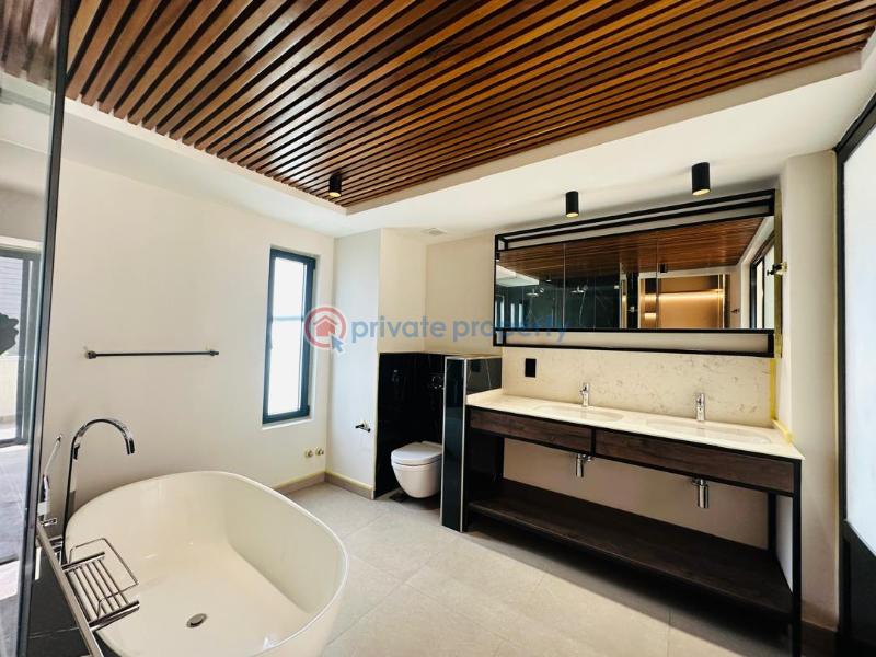 3 bedroom House For Sale Airport Residential Area Accra - 24