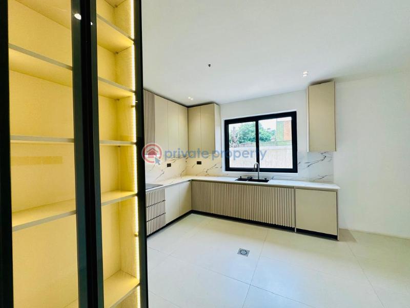 4 bedroom House For Sale Airport City Airport Residential Area Accra - 18