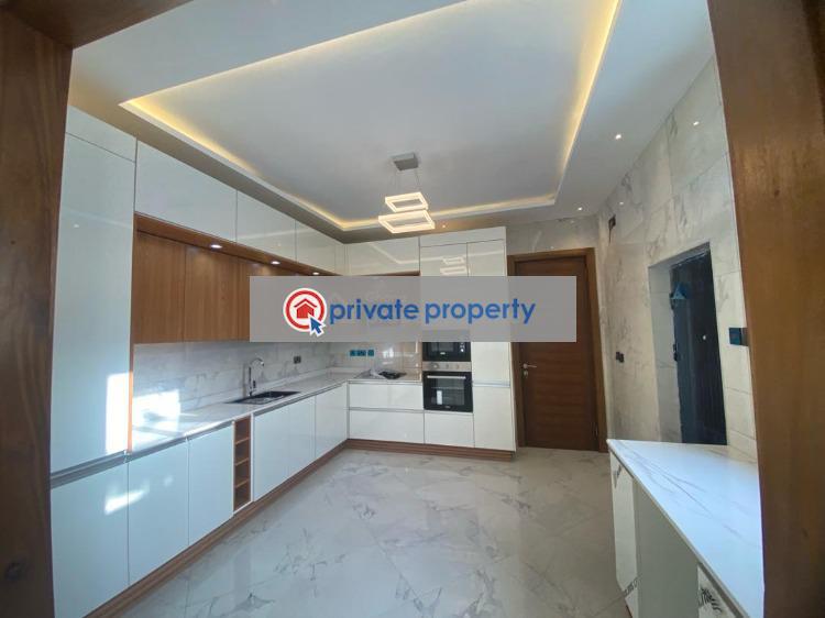 5 bedroom Detached Duplex For Sale &nbsp;american House East Legon Accra - 12