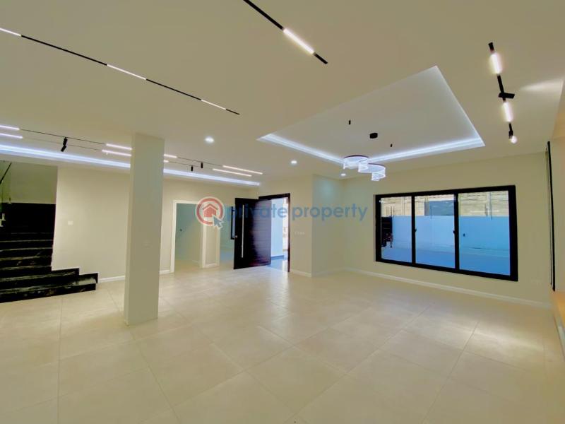 5 bedroom House For Sale East Airport Airport Residential Area Accra - 11