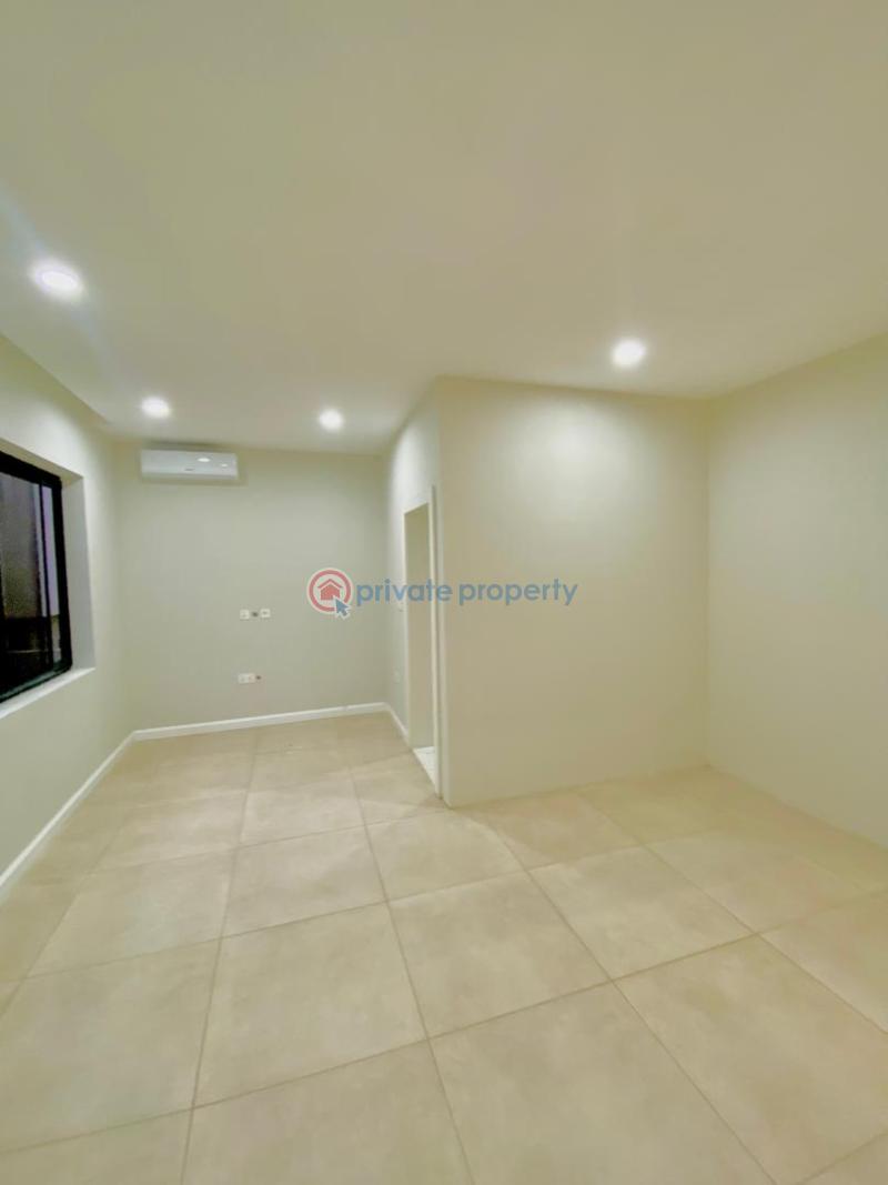 5 bedroom House For Sale East Airport Airport Residential Area Accra - 4