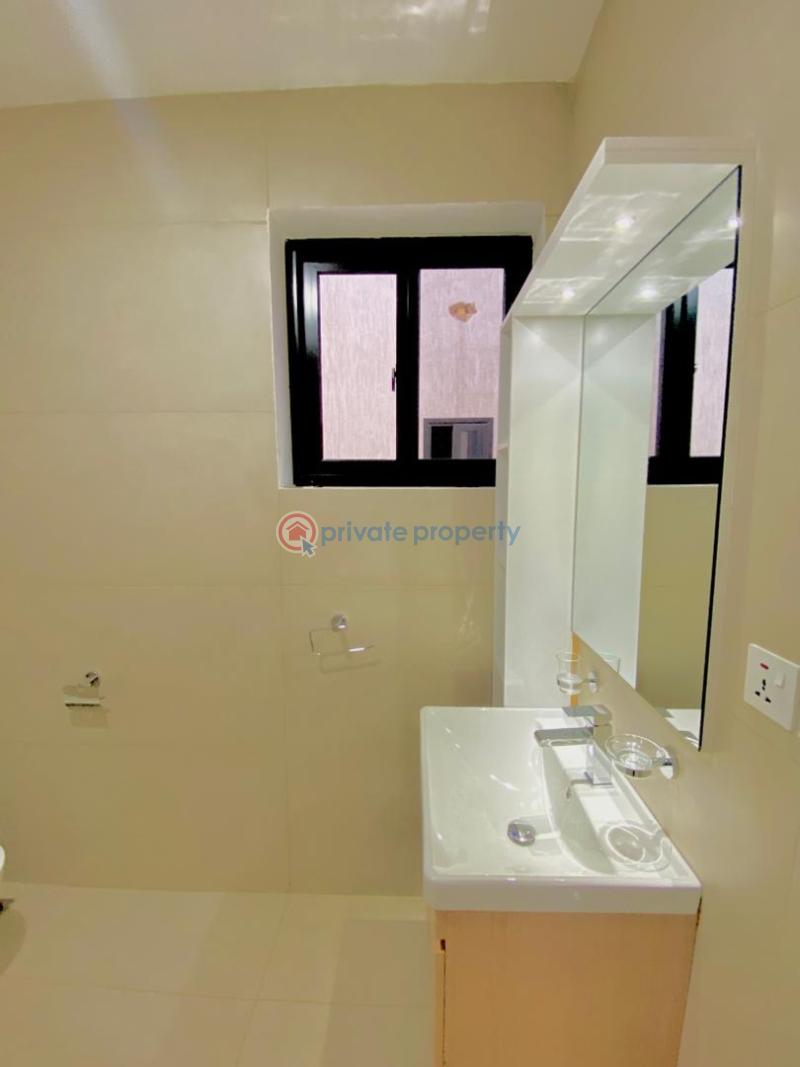 5 bedroom House For Sale East Airport Airport Residential Area Accra - 7