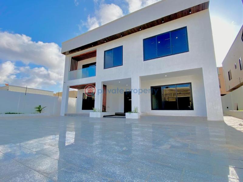 5 bedroom House For Sale East Airport Airport Residential Area Accra - 2