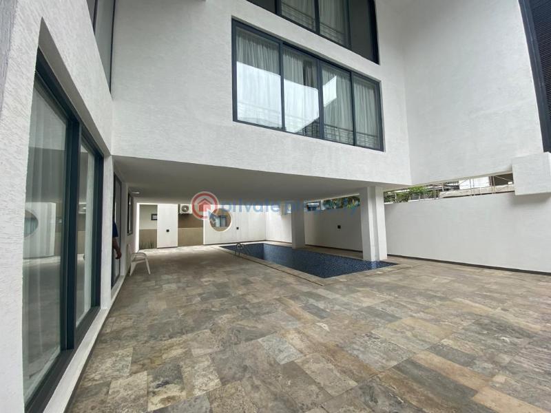 4 bedroom Townhouse For Sale Cantonments Accra - 1