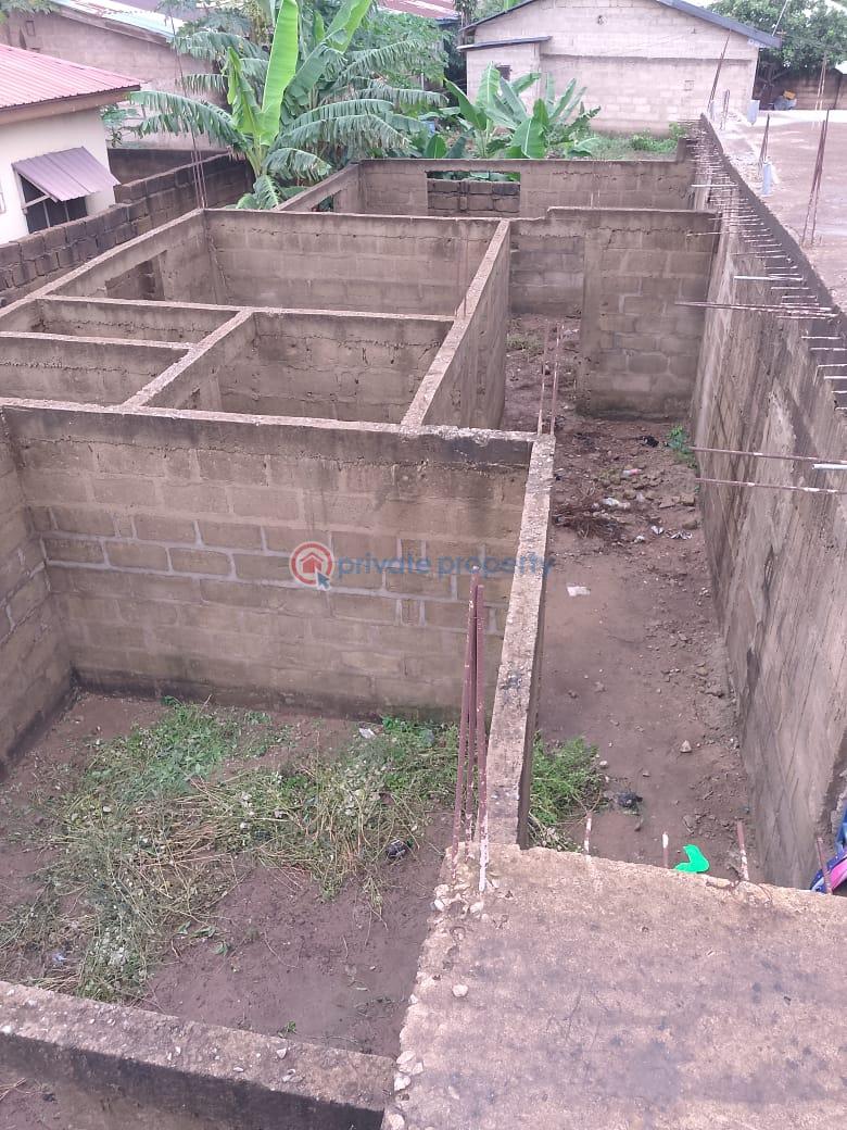 2 bedroom Detached Bungalow For Sale Apra Road Awutu-Senya West Central Region - 0