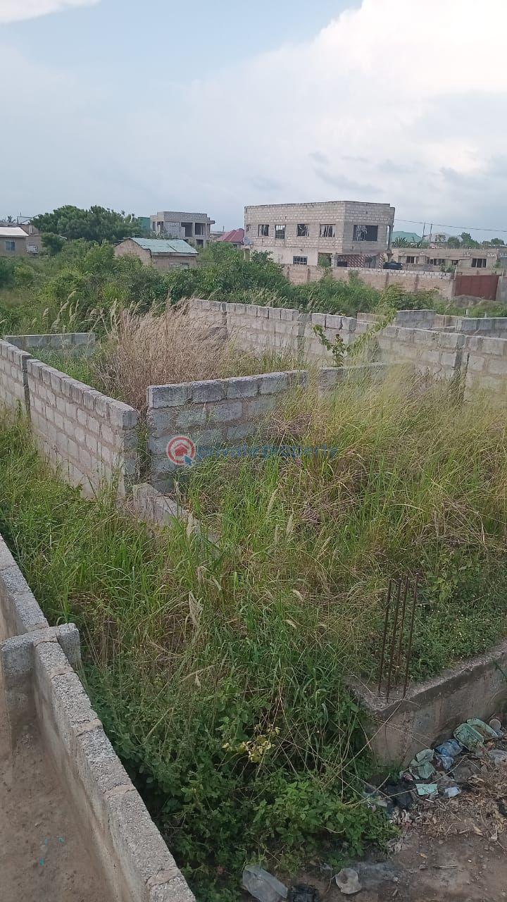 3 bedroom Land For Sale Nyanyano Kasoa Road Gomoa West Central Region - 0