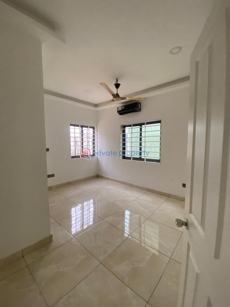 4 bedroom House For Sale Tema Community 25 Community 25 Tema Accra - 8