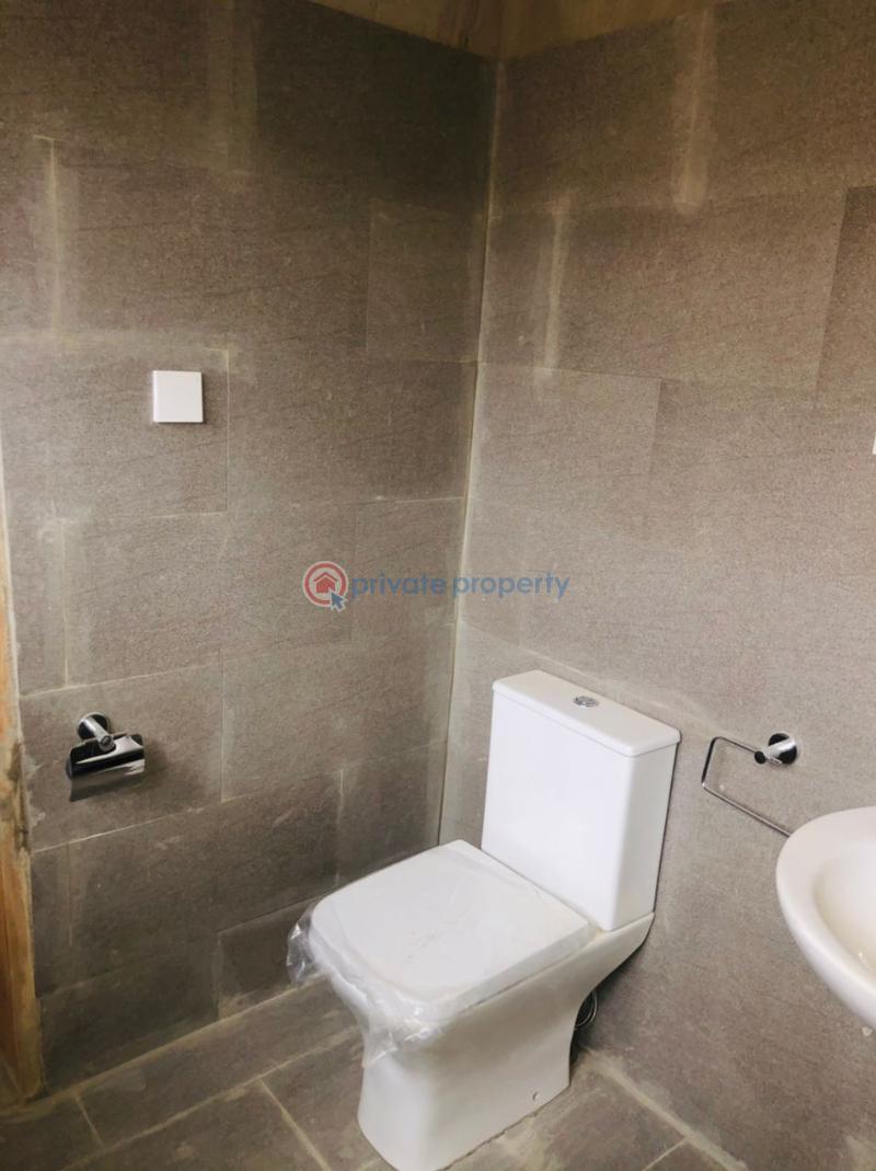 4 bedroom House For Sale Atomic Down Close To Makers Church Atomic Down Ga East Municipal Accra - 5