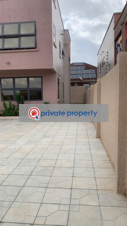 4 bedroom Block of Flats For Sale &nbsp;north Legon Papa&acirc;s Pizza Ga East Municipal Accra - 2