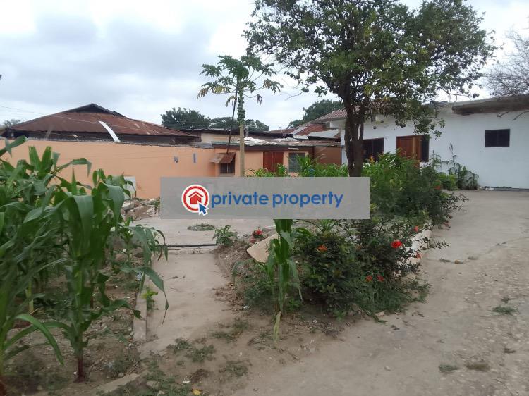 4 bedroom House For Sale mile 7 Achimota Accra (PID 6PABGZ) Private Property