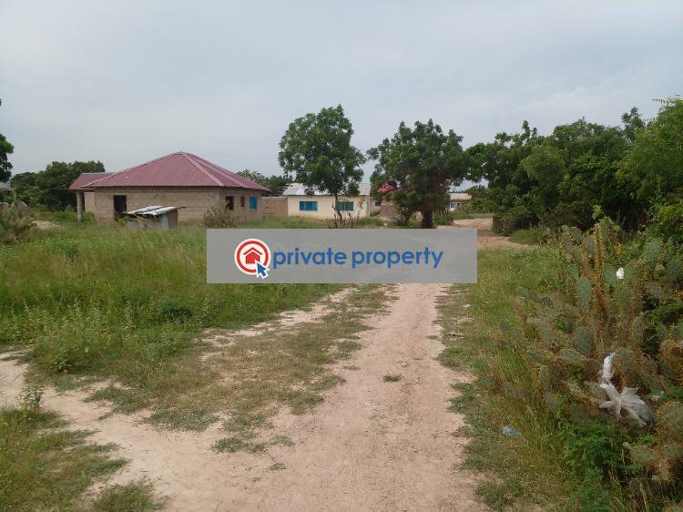 Land For Sale &nbsp;after Central University Dawhenya Tema Accra - 4