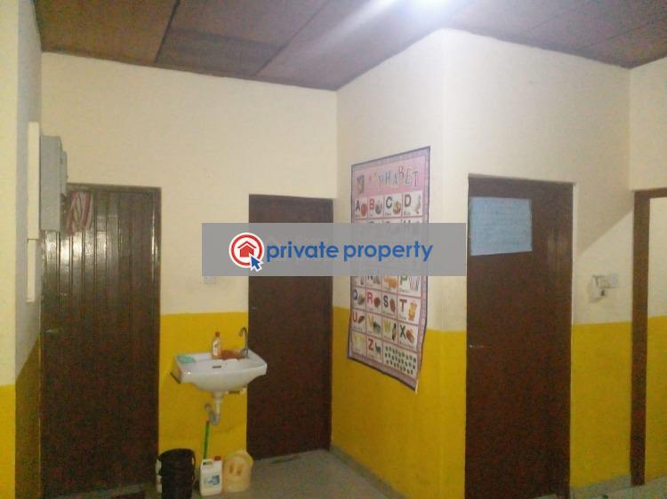 3 bedroom Detached Bungalow For Sale &nbsp;dansoman Behind Mtn Accra Metropolitan  - 3