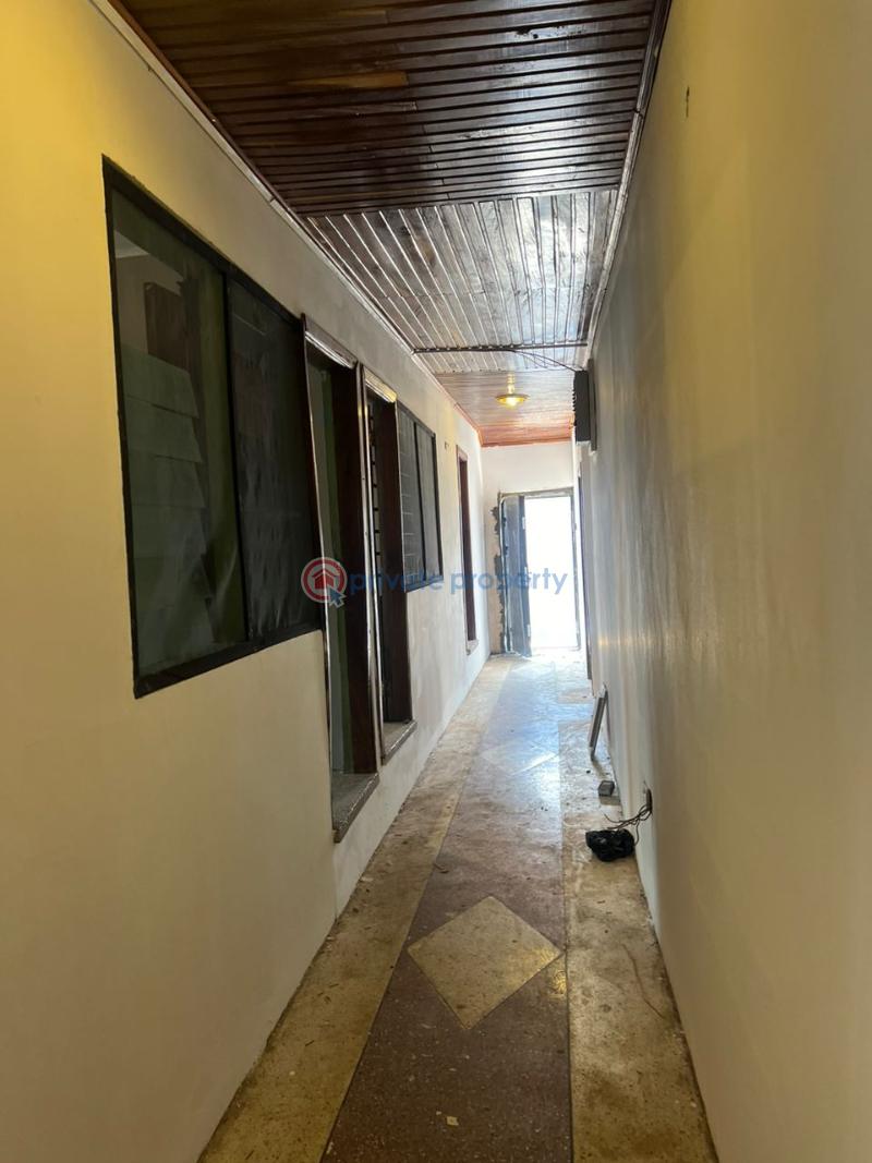 4 bedroom House For Sale Broadcastle Ga South Municipal Accra - 6