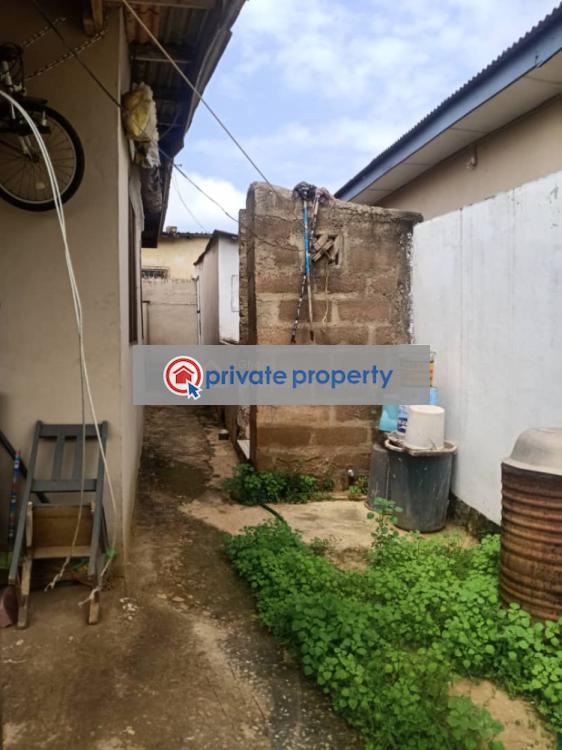 3 bedroom Detached Bungalow For Sale &nbsp;north Kaneshie Demod Accra Metropolitan  - 1