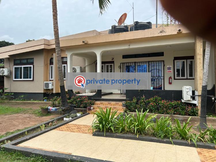 6 bedroom Detached Bungalow For Sale &nbsp;achimota Cfc Estate Accra Metropolitan  - 7