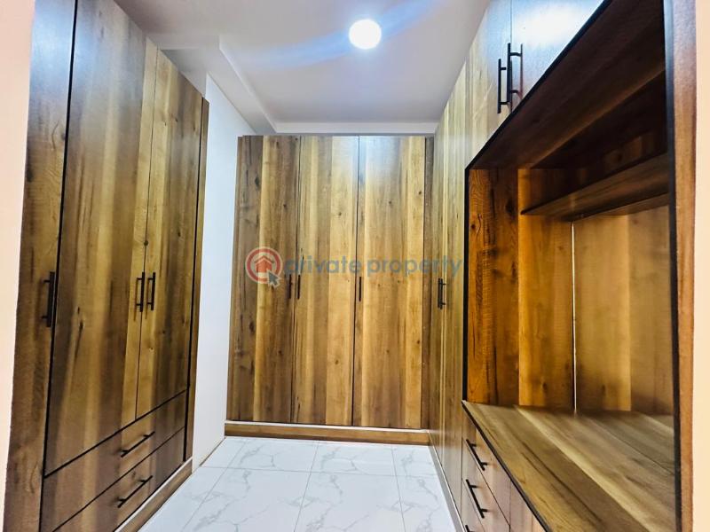 4 bedroom Detached Duplex For Sale North Legon Antis- Agbogba Ga East Municipal Accra - 17