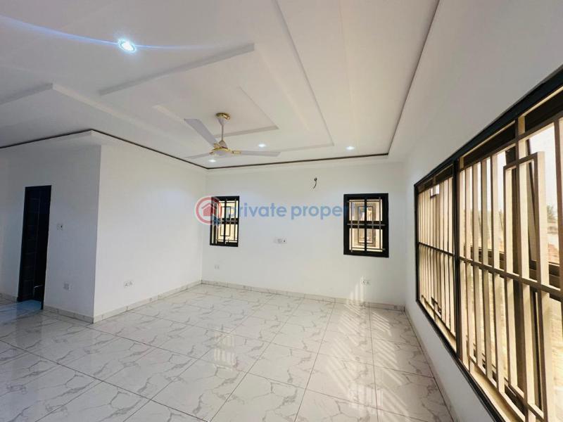 4 bedroom Detached Duplex For Sale North Legon Antis- Agbogba Ga East Municipal Accra - 14