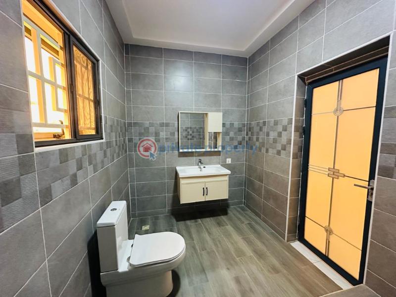 4 bedroom Detached Duplex For Sale North Legon Antis- Agbogba Ga East Municipal Accra - 16