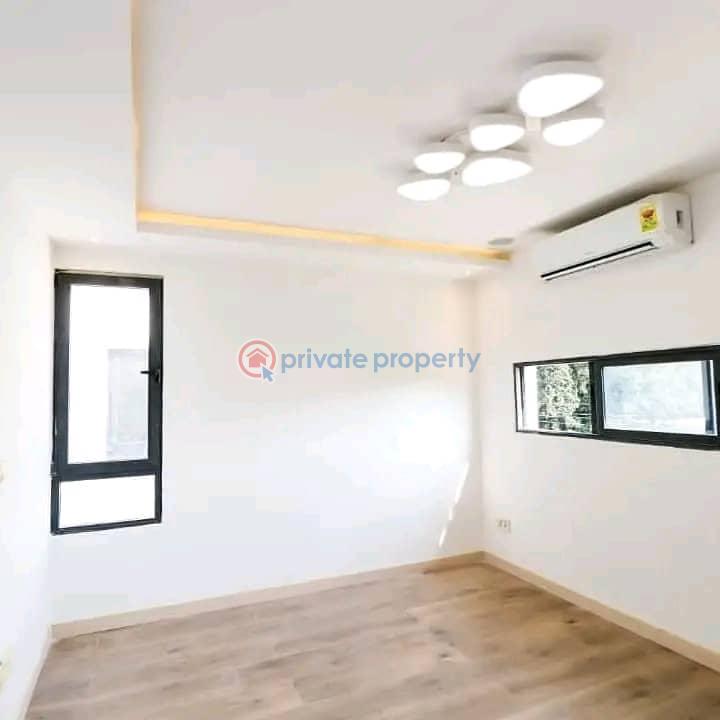 4 bedroom Townhouse For Sale Cantonments Accra - 6