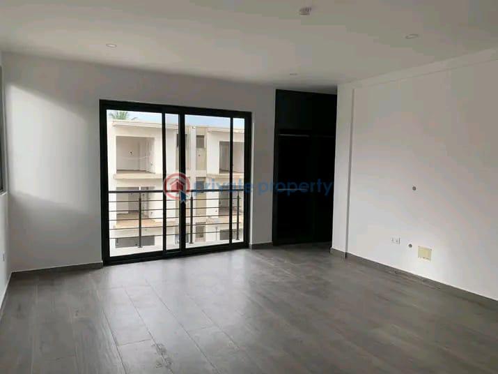 4 bedroom Townhouse For Sale Cantonments Accra - 7