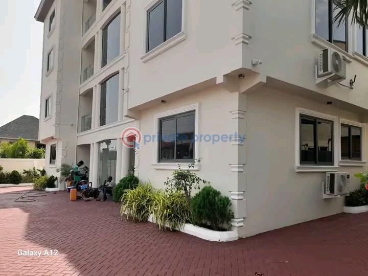 1 bedroom Apartment Short let East Airport Airport Residential Area Accra - 3