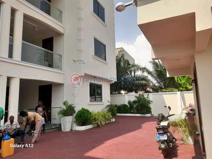 1 bedroom Apartment Short let East Airport Airport Residential Area Accra - 2