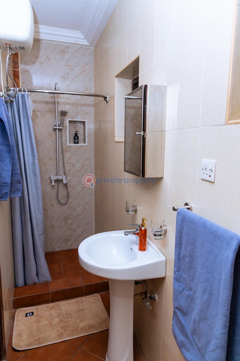 2 bedroom Apartment For Rent West Airport Airport Residential Area Accra - 1