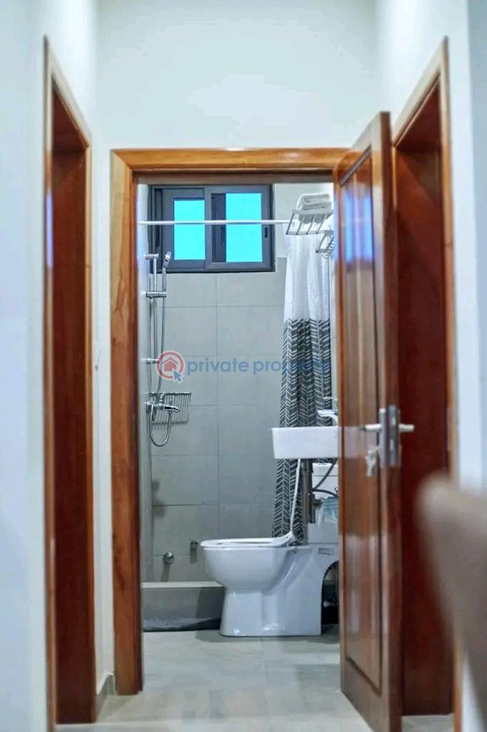 2 bedroom Apartment Short let East Airport Airport Residential Area Accra - 4