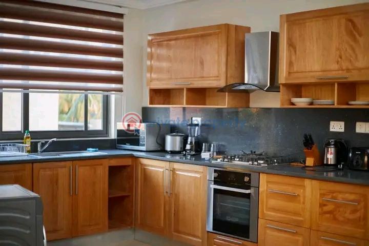 2 bedroom Apartment Short let East Airport Airport Residential Area Accra - 8
