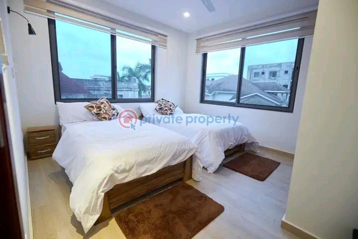 2 bedroom Apartment Short let East Airport Airport Residential Area Accra - 13