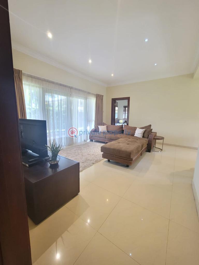 3 bedroom Apartment For Rent Nyaniba Estate Osu Accra - 10