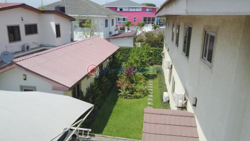 3 bedroom Apartment For Rent Nyaniba Estate Osu Accra - 1