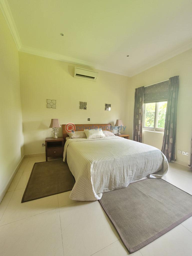 3 bedroom Apartment For Rent Nyaniba Estate Osu Accra - 6