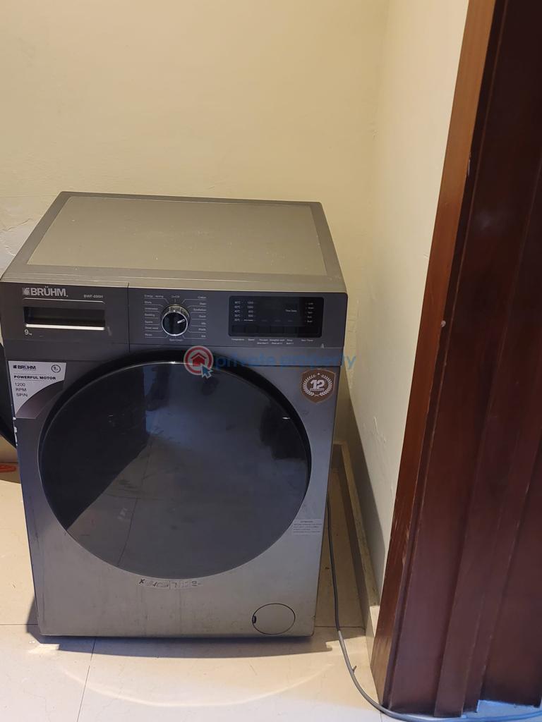 3 bedroom Apartment For Rent Nyaniba Estate Osu Accra - 2