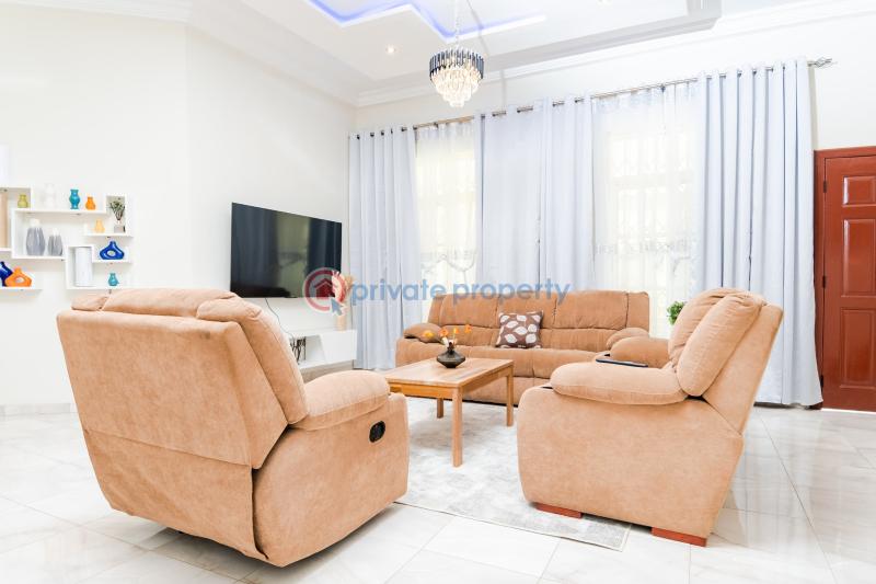 3 bedroom Apartment For Rent Community 25 Tema Accra - 1