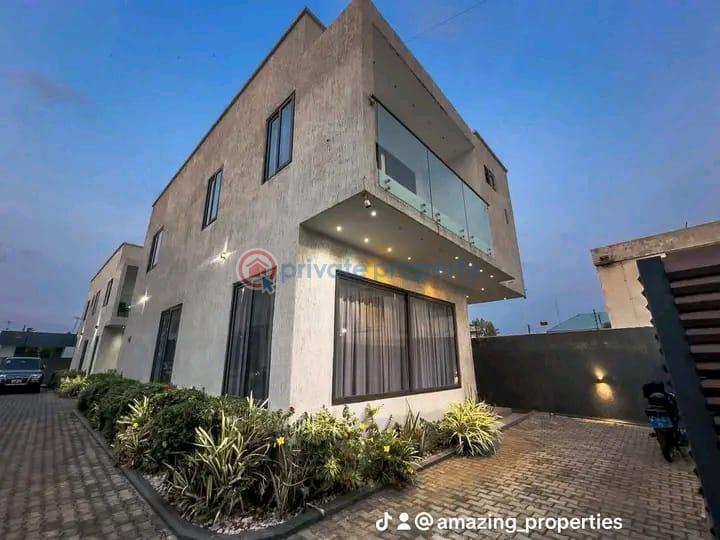 3 bedroom Townhouse For Rent Dzorwulu Accra - 0