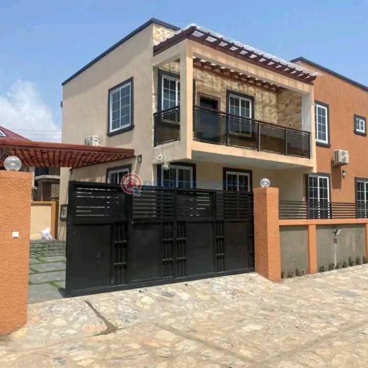 3 bedroom House For Rent East Airport Airport Residential Area Accra - 1
