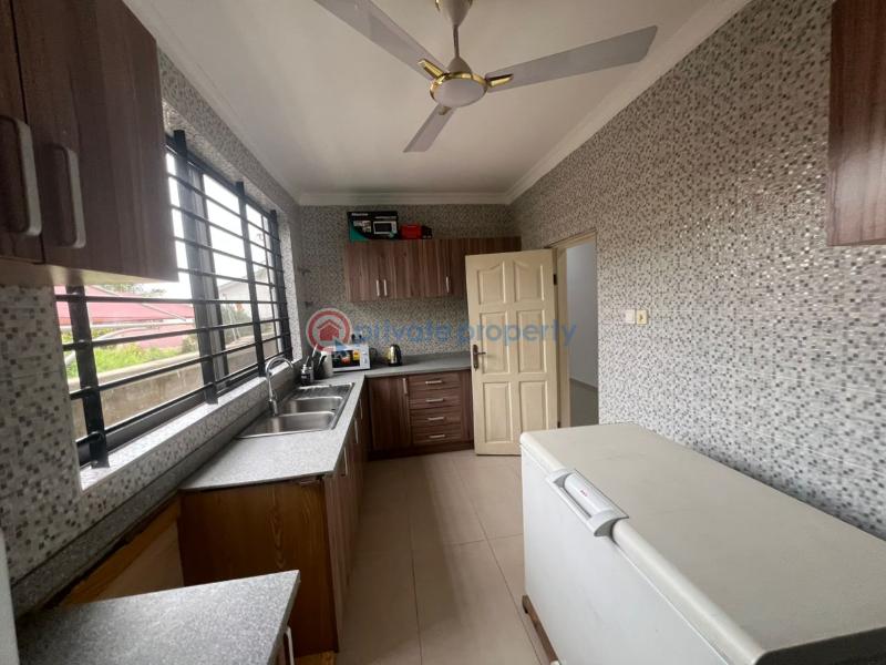 3 bedroom Apartment Short let Parakuo Estate Dome Ga East Municipal Accra - 6