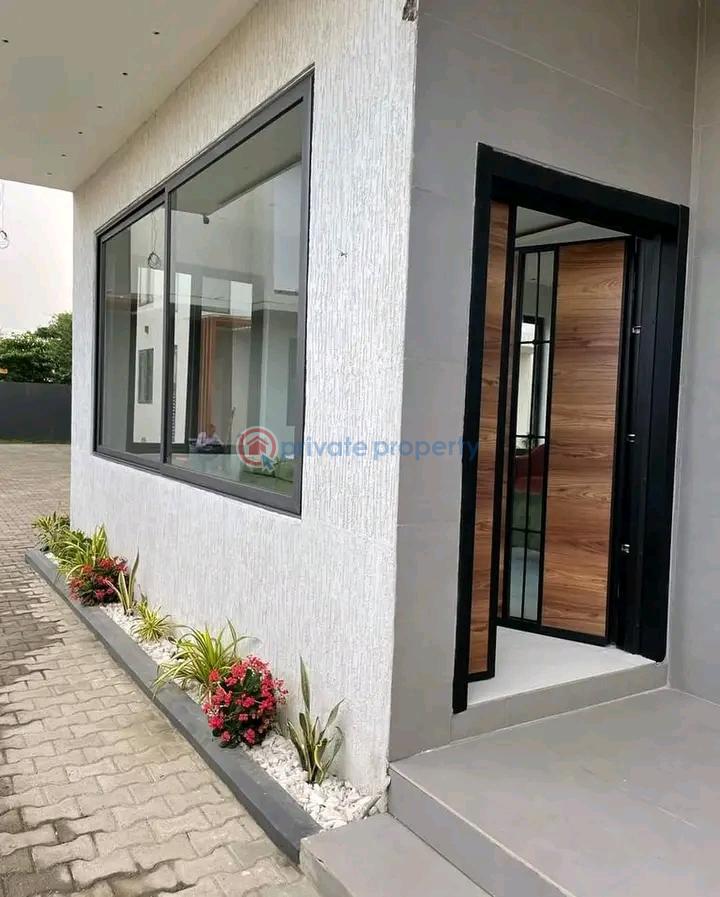 3 bedroom Townhouse For Rent Dzorwulu Accra - 1
